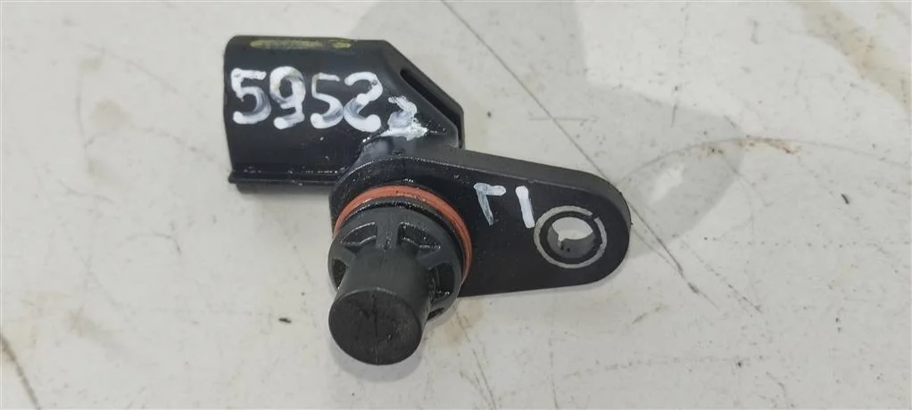 Датчик распредвала 393502G000  2.4 Бензин Kia