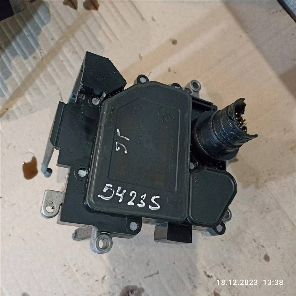 Блок управления АКПП 01J927156JG  2.0 TDI Audi