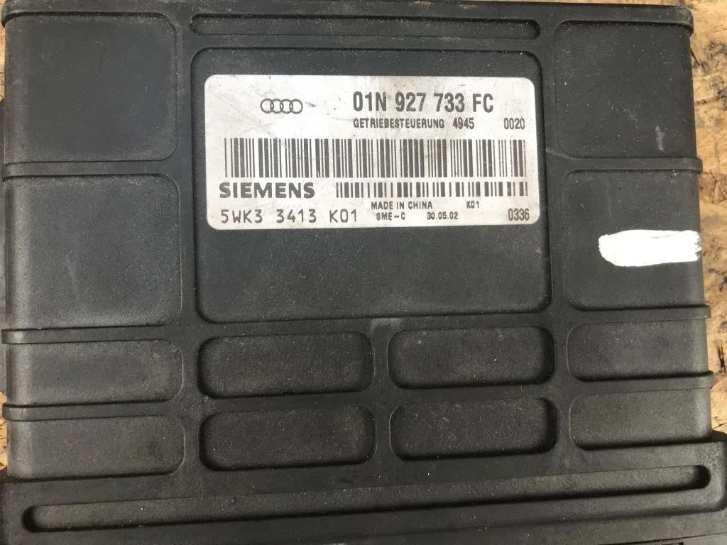 Блок управления АКПП 01N927733FC  1.9 TDI Volkswa
