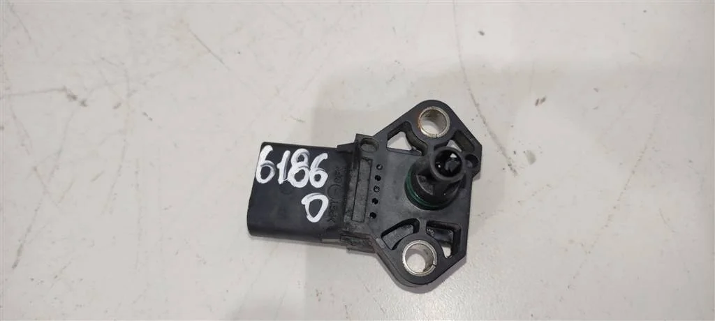 Датчик абсолютного давления 038906051B  1.9 TDI V