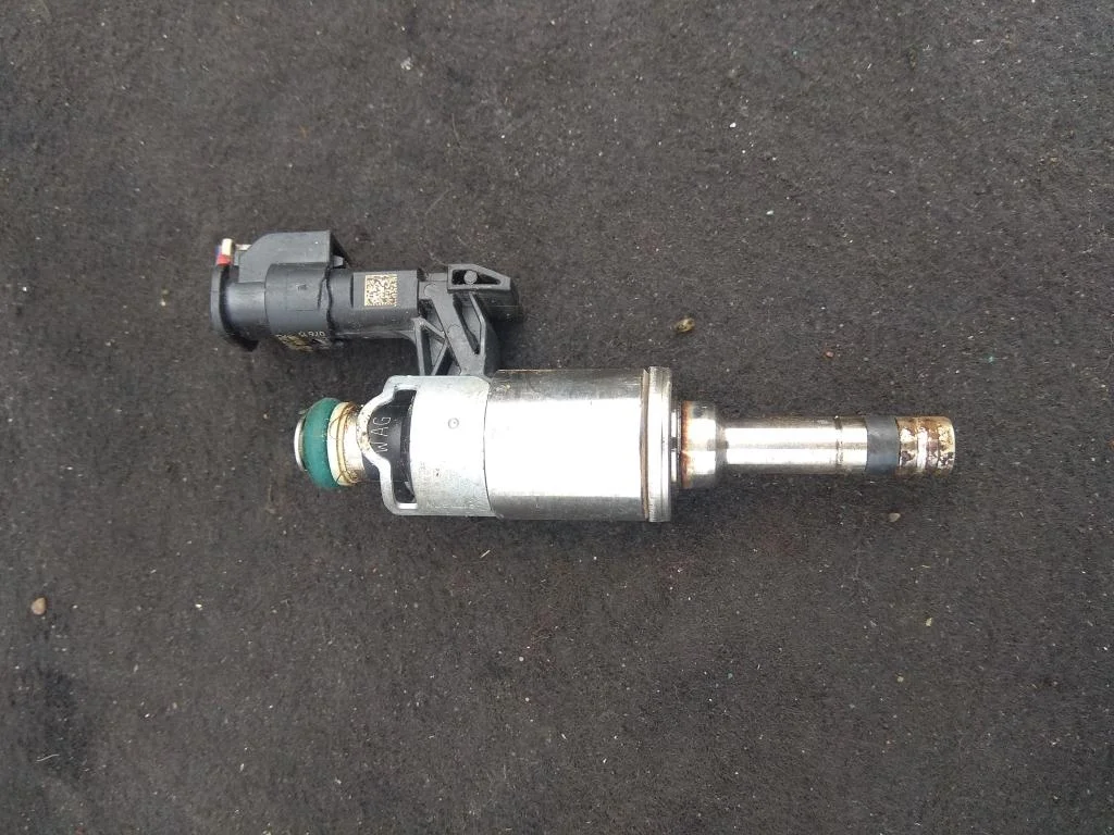 Форсунка 04E906036Q  1.4 TFSI Audi