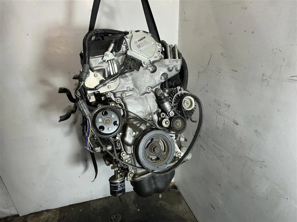 Двигатель PE  PE01,PE02,PE-VPS 2.0 Бензин Mazda