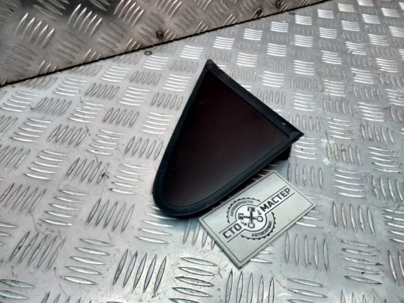Накладка крыла переднего правого Peugeot Partner
