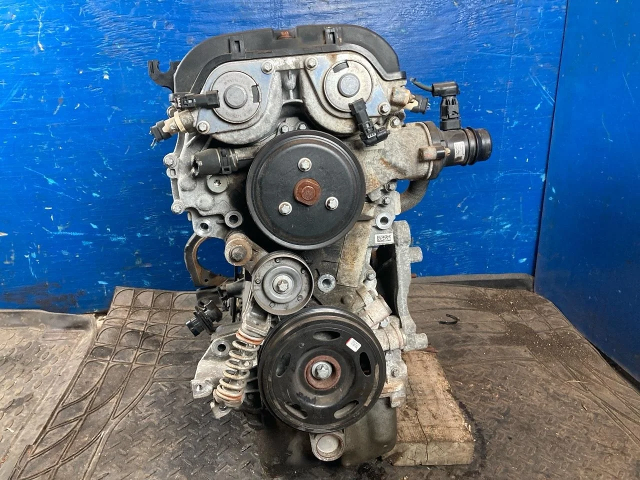 Двигатель Opel Astra J 2015 55566201 1.4 B14NET
