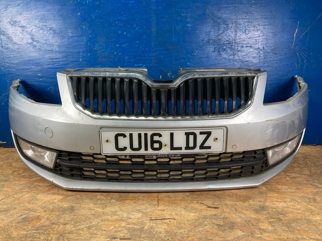 Бампер Skoda Octavia A7 2015 5E0807221 ЛИФТБЕК, передний
