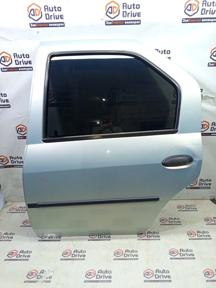Дверь боковая Renault LOGAN 2008 1