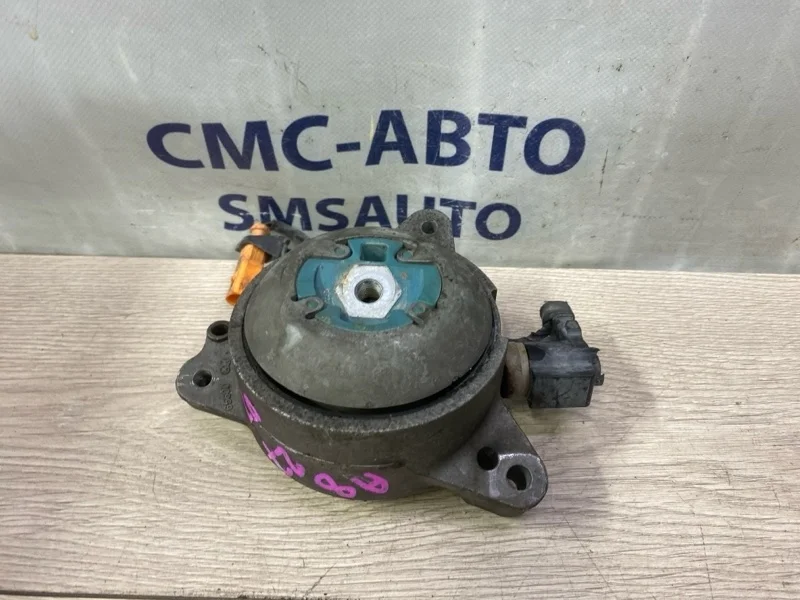 Опора АКПП Audi A8 2011 4H0399151AT D4 4.2 CDR, левая