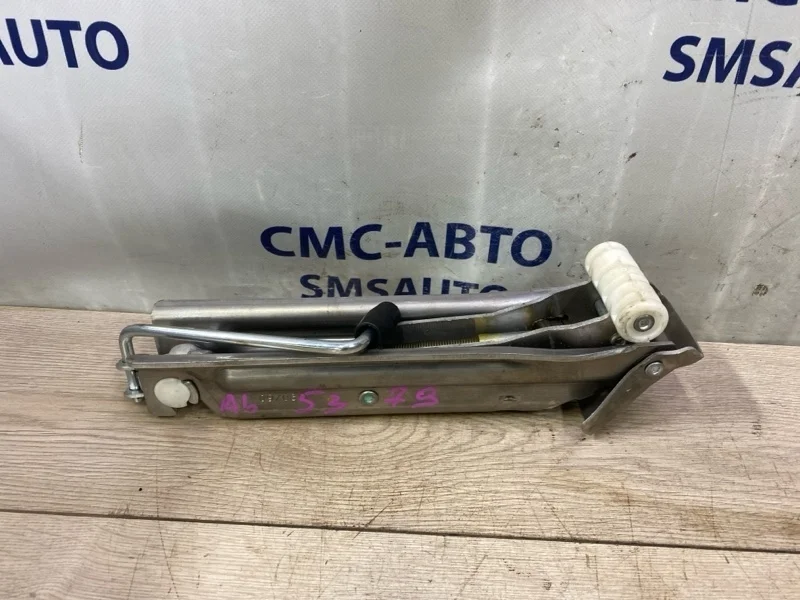 Домкрат Audi A6 4F0011031H C6 2.8 CCE