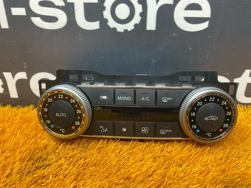 Блок управления климат-контролем Mercedes-Benz -Class 2010 W204