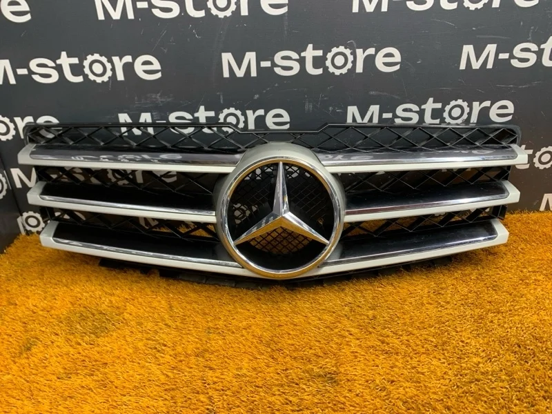 Решетка радиатора Mercedes-Benz GLK-Class 2010 X204