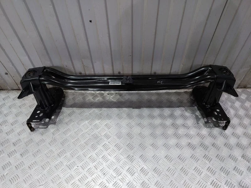 Усилитель бампера Volkswagen Touareg 2014 NF