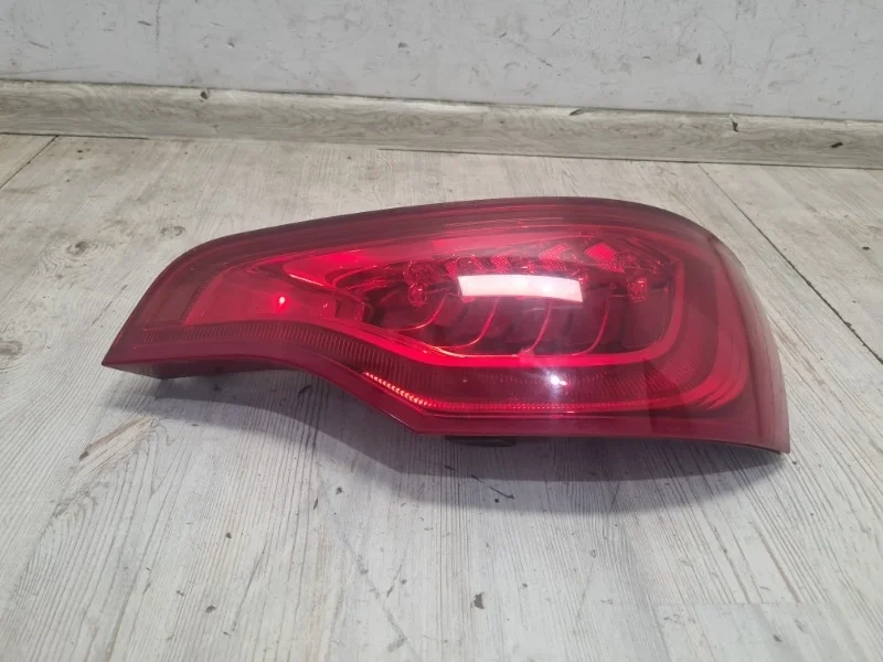 Фонарь Audi Q7 2010 - 2015 4L