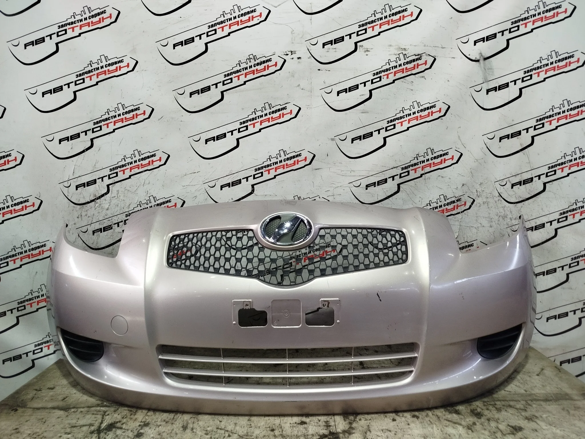 БАМПЕР TOYOTA VITZ YARIS KSP90 NCP90 NCP91 NCP95 NLP90 NSP90 SCP90 ZSP90 5211952410B0 1 МОДЕЛЬ ПЕРЕДНИЙ розовый, 3P3 KA9717