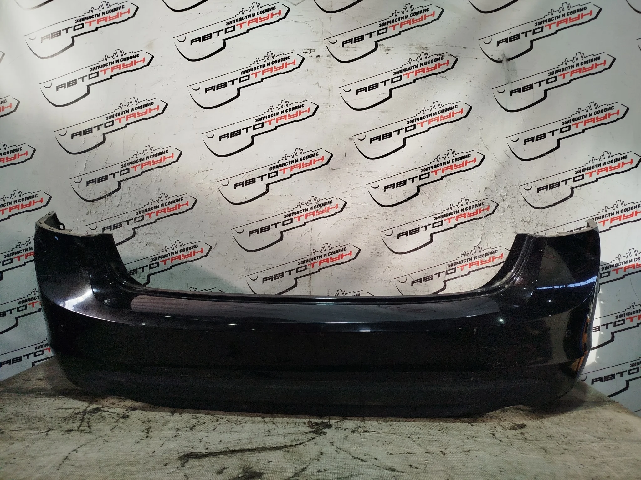БАМПЕР VOLVO S60 FS 39802573 1 МОДЕЛЬ ЗАДНИЙ черный KA9301