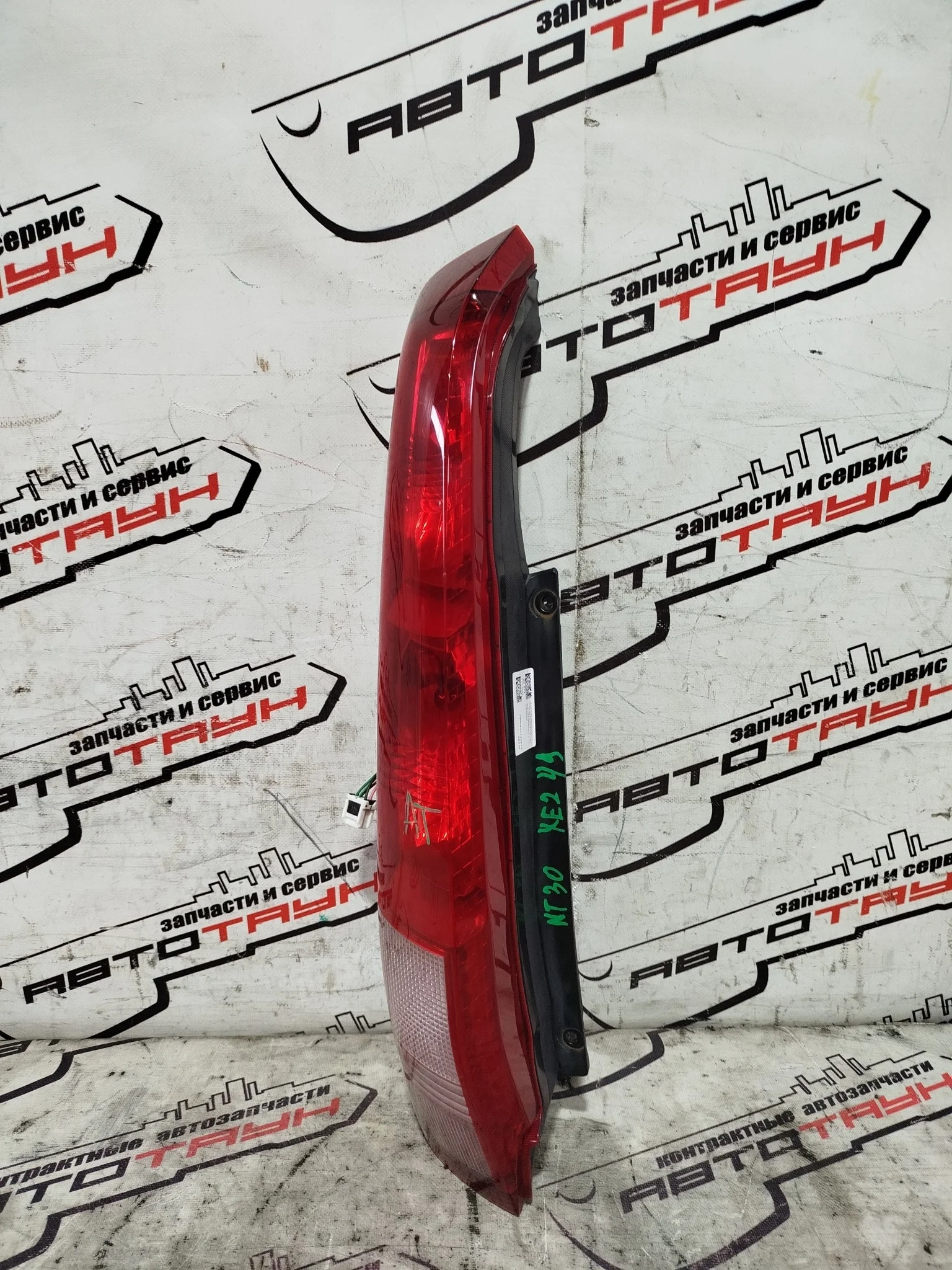 ФОНАРЬ NISSAN X-TRAIL NT30 PNT30 T30 4913 РОЗОВЫЙ ЛЕВЫЙ 26555EQ00A XE249