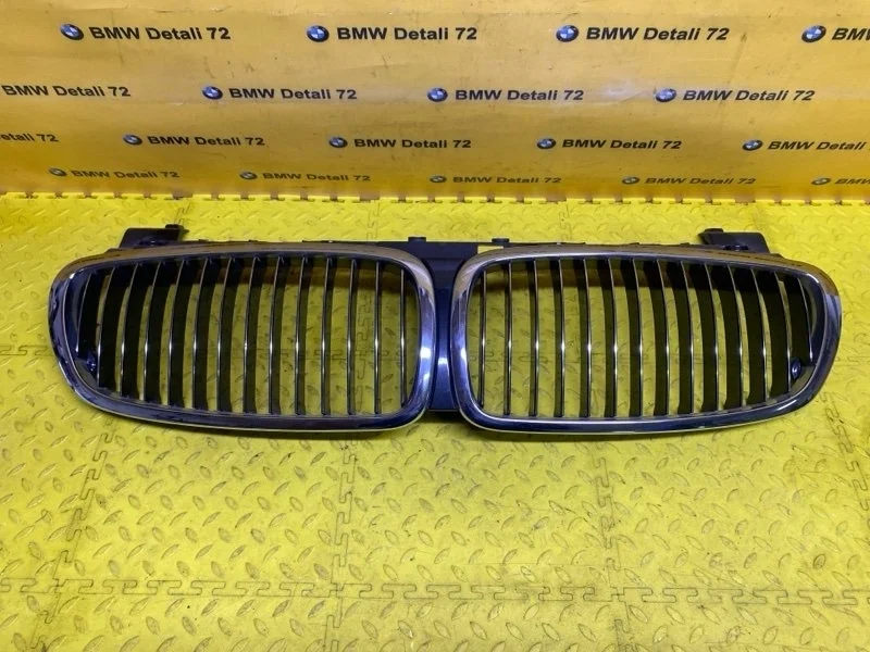 Решетки радиатора ноздри капота Bmw 7 2005 51137145738 E65 N62B48