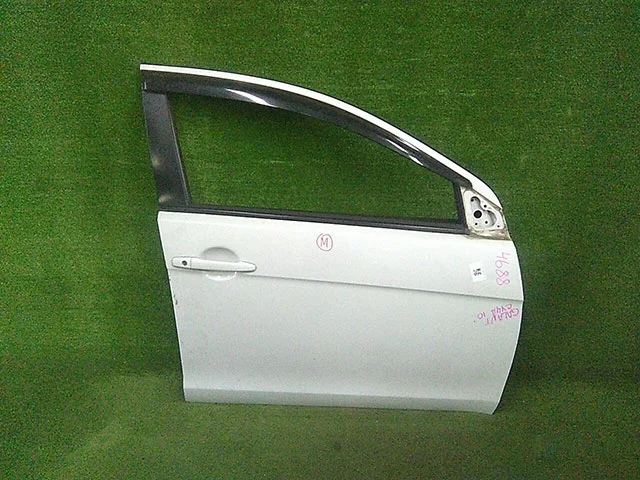 Дверь передняя правая (потерта) CY4A MITSUBISHI LANCER X CY 2007-2010, LANCER X CY 2010-2014