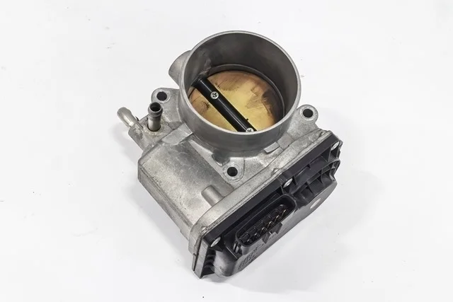 Заслонка дроссельная GRX120 TOYOTA MARK X X120 2004-2006, MARK X X120 2006-2009