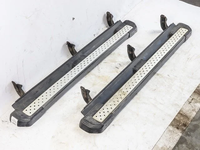Порог подножка V75W MITSUBISHI PAJERO III / MONTERO III V6 / V7 2000-2002