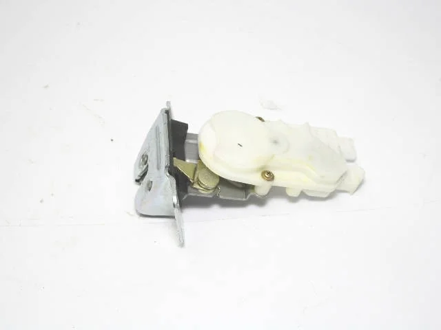 Замок крышки багажника CW5W MITSUBISHI GRANDIS NA4W 2003-2011, OUTLANDER XL CW 2007-2010, OUTLANDER XL CW 2010-2012, PAJERO SPORT II KH 2008-2013
