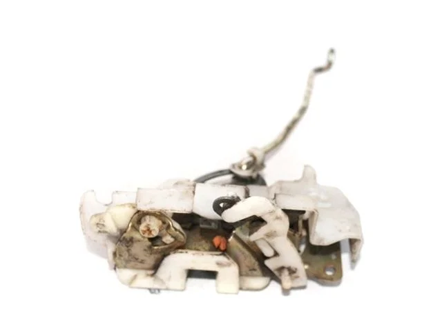 Замок двери задней левой MITSUBISHI PAJERO SPORT I / MONTERO SPORT I K9 2005-2008, PAJERO SPORT I / MONTERO SPORT I K9 1997-2000