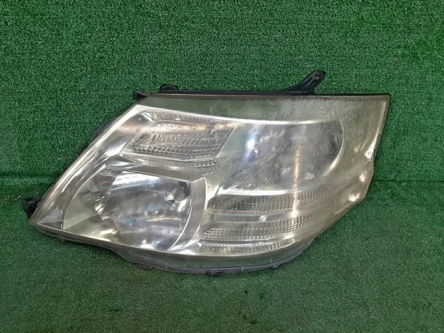 Фара левая (под полировку) MNH10 TOYOTA ALPHARD H10 2005-2008