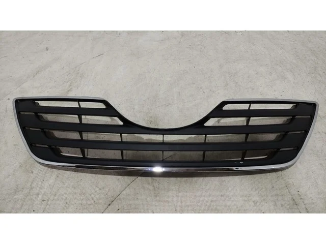 Решетка радиатора Уценка 20% (сломаны крепления) TOYOTA CAMRY XV40 2006-2009