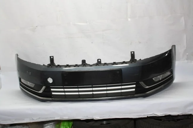 Бампер передний (вмятинки, потерт) VOLKSWAGEN PASSAT B7 2011-2015