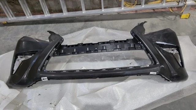 Бампер передний Уценка 50% (трещины) LEXUS GX460 J150 2013-2019
