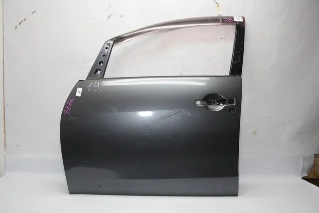 Дверь передняя левая (царапины) NA4W MITSUBISHI GRANDIS NA4W 2003-2011