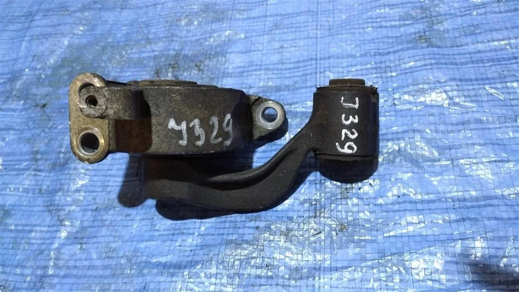 Б.у. опора двигателя NISSAN TEANA J32 NISSAN TEANA J32