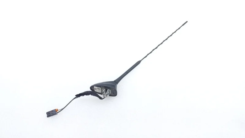 Антенна Ford Focus 2012 CB8