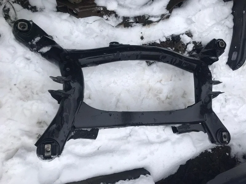 Балка подвески Bmw 3 33316851656 F30, задняя