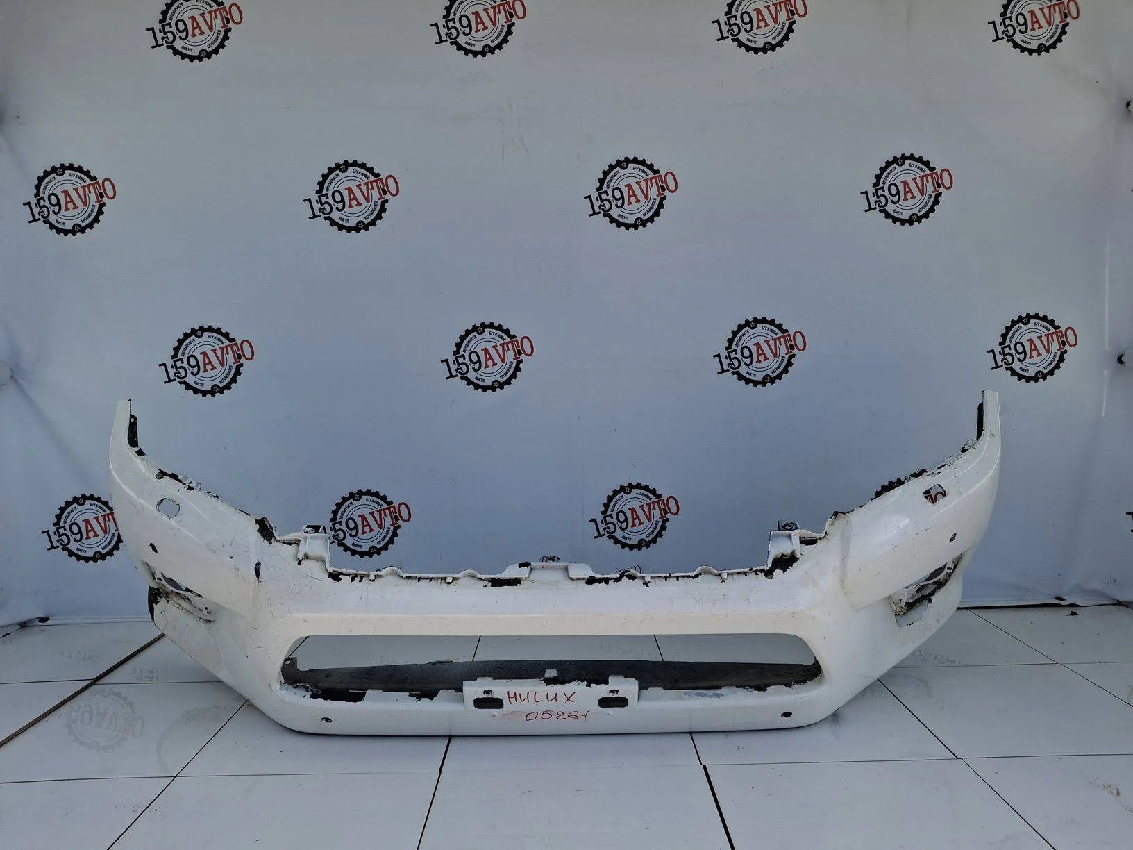 бампер Toyota Hilux VIII (AN120/AN130) 2015>