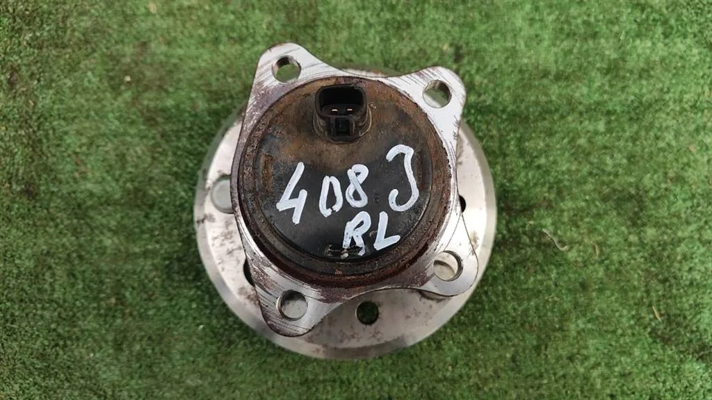 Б.у. ступица TOYOTA CAMRY V40 ACV40 TOYOTA CAMRY V40 ACV40