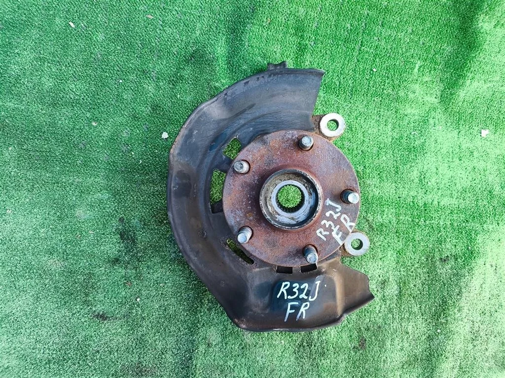 Б.у. кулак поворотный TOYOTA RAV4 ACA30 TOYOTA RAV4 ACA30