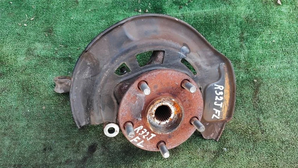 Б.у. кулак поворотный TOYOTA RAV4 ACA30 TOYOTA RAV4 ACA30