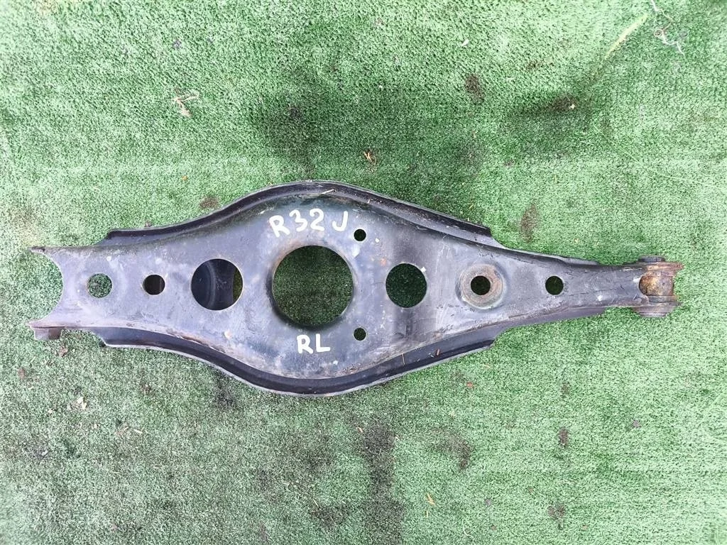 Б.у. рычаг TOYOTA RAV4 ACA30 TOYOTA RAV4 ACA30