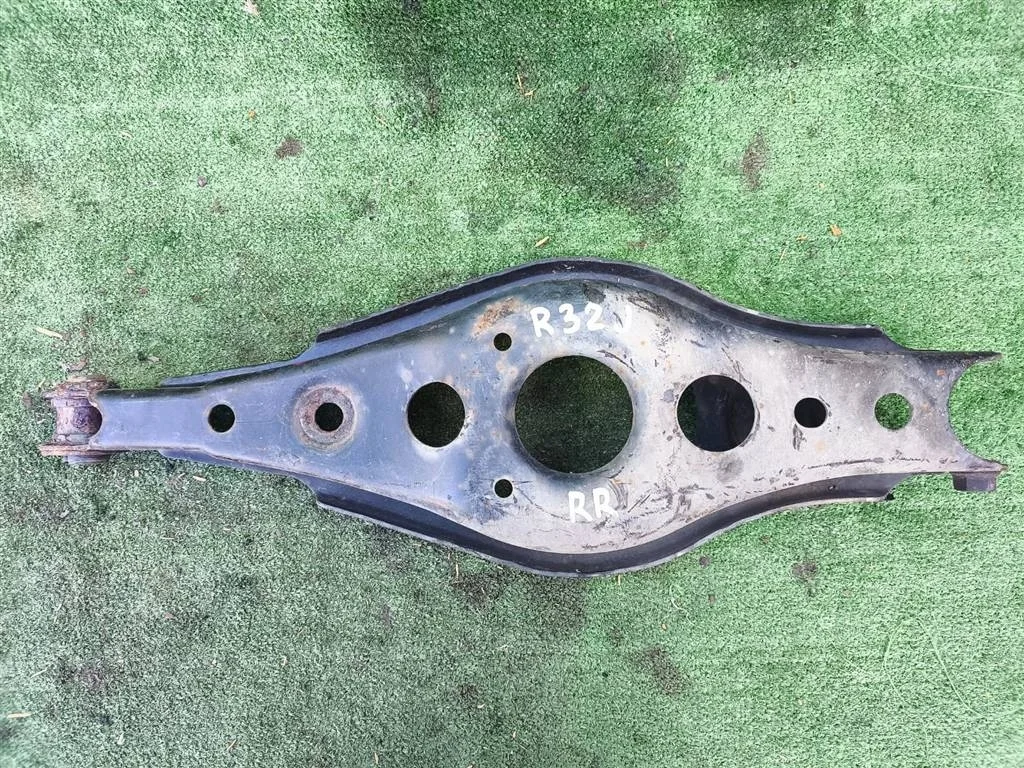 Б.у. рычаг TOYOTA RAV4 ACA30 TOYOTA RAV4 ACA30