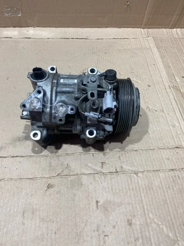 Компрессор кондиционера Toyota Highlander 2019 8832058020 GSU55 2GRFKS