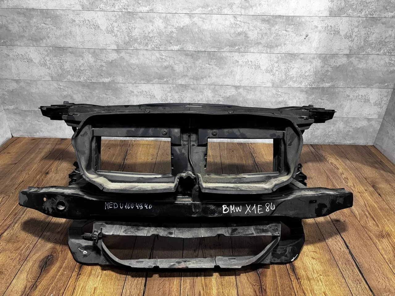 передняя панель (телевизор) BMW X1 E84