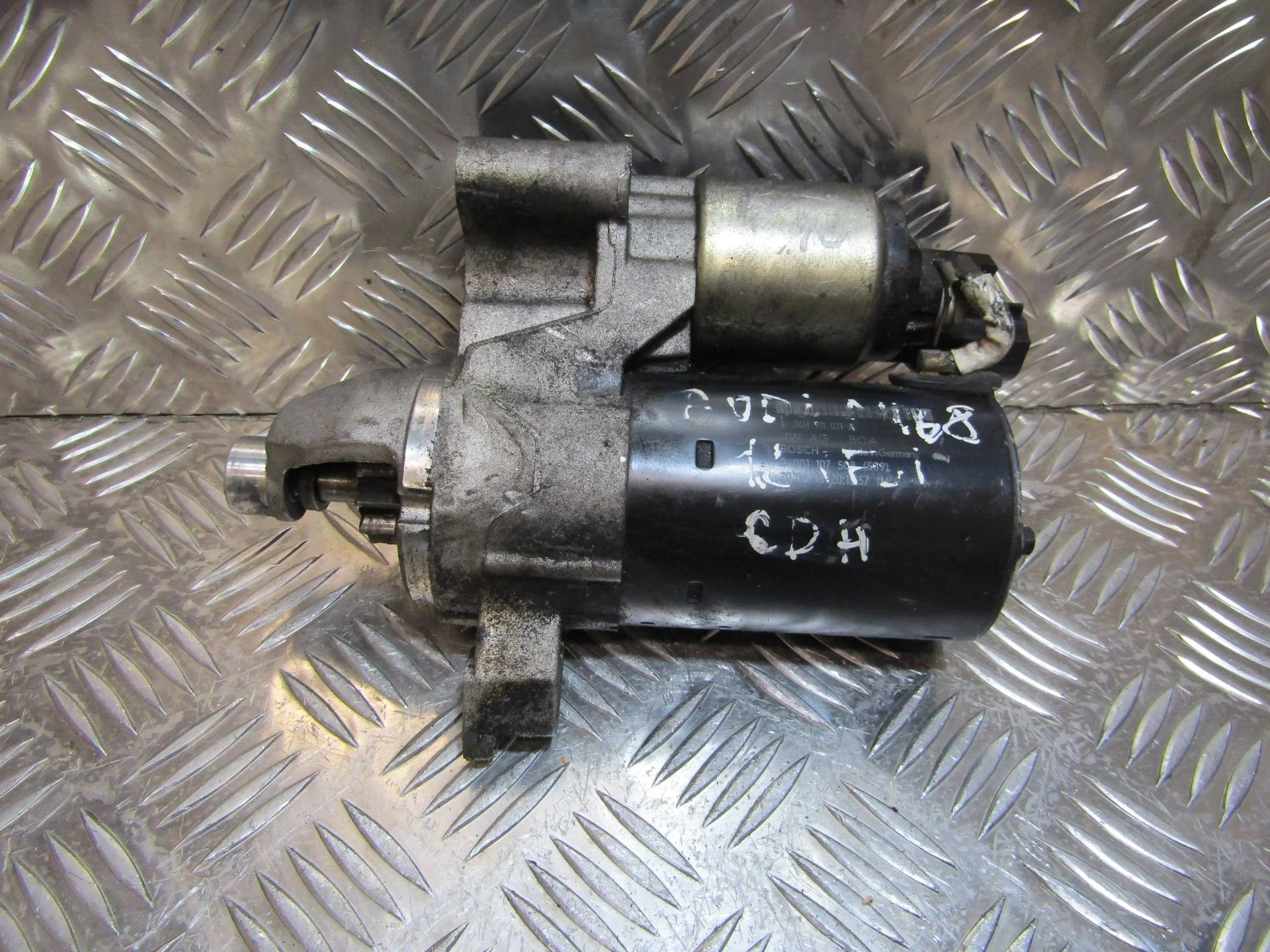 стартер Audi A4 B8/8K
