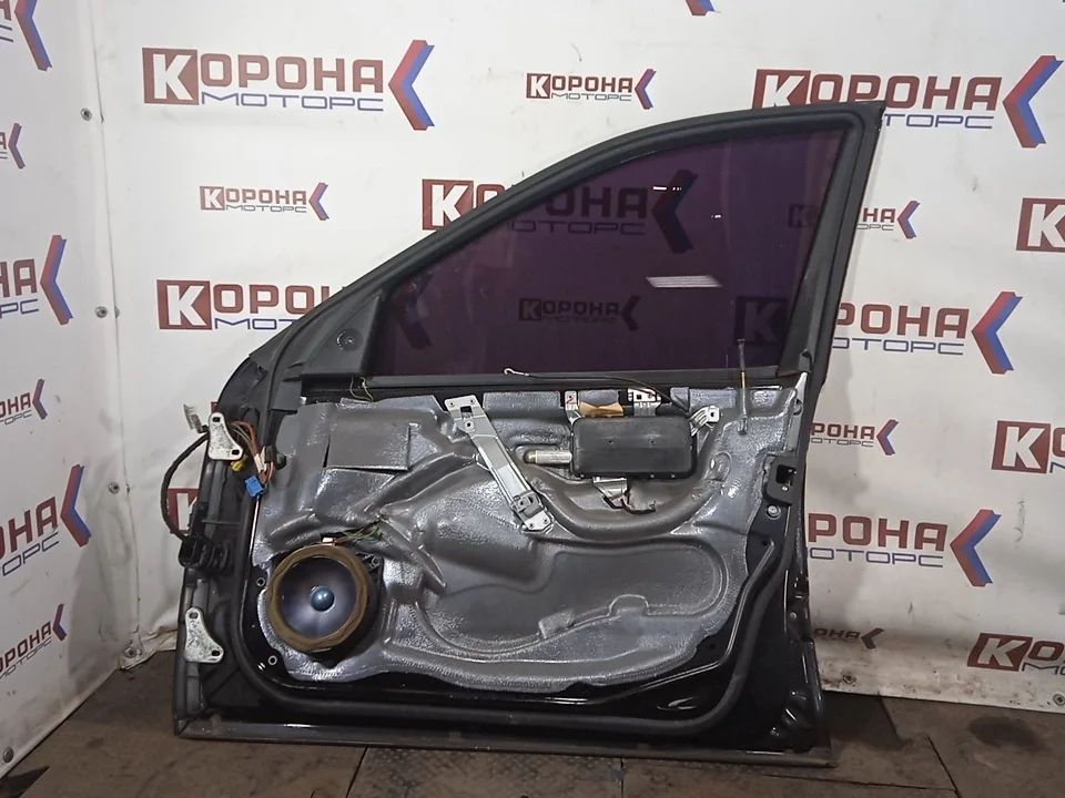 Дверь передняя правая Б/У в сборе