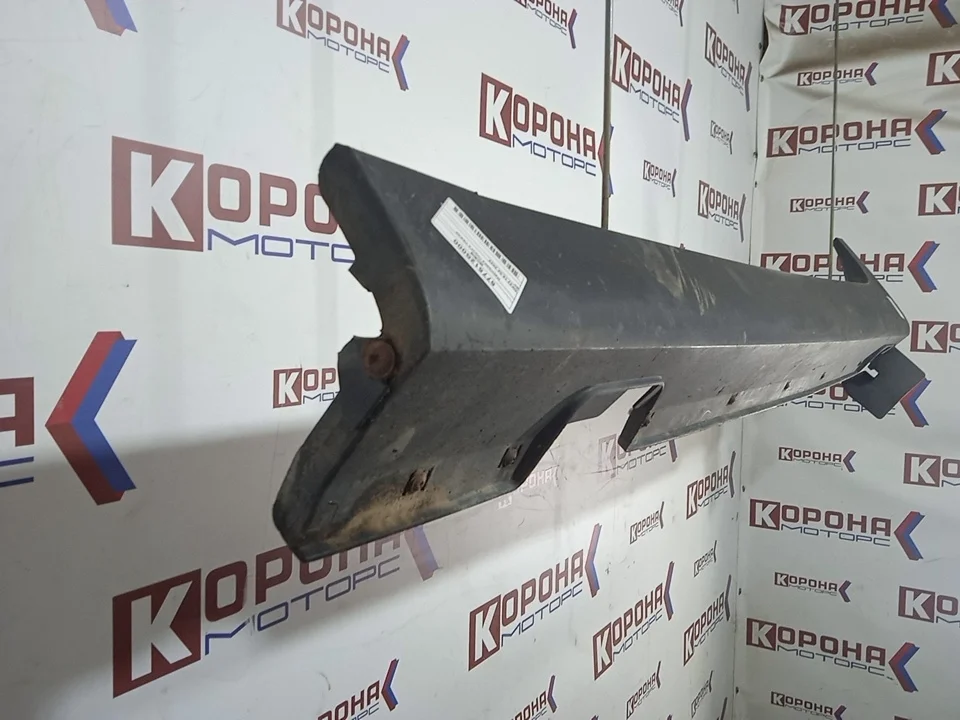 Накладка порога левая Б/У Б/У