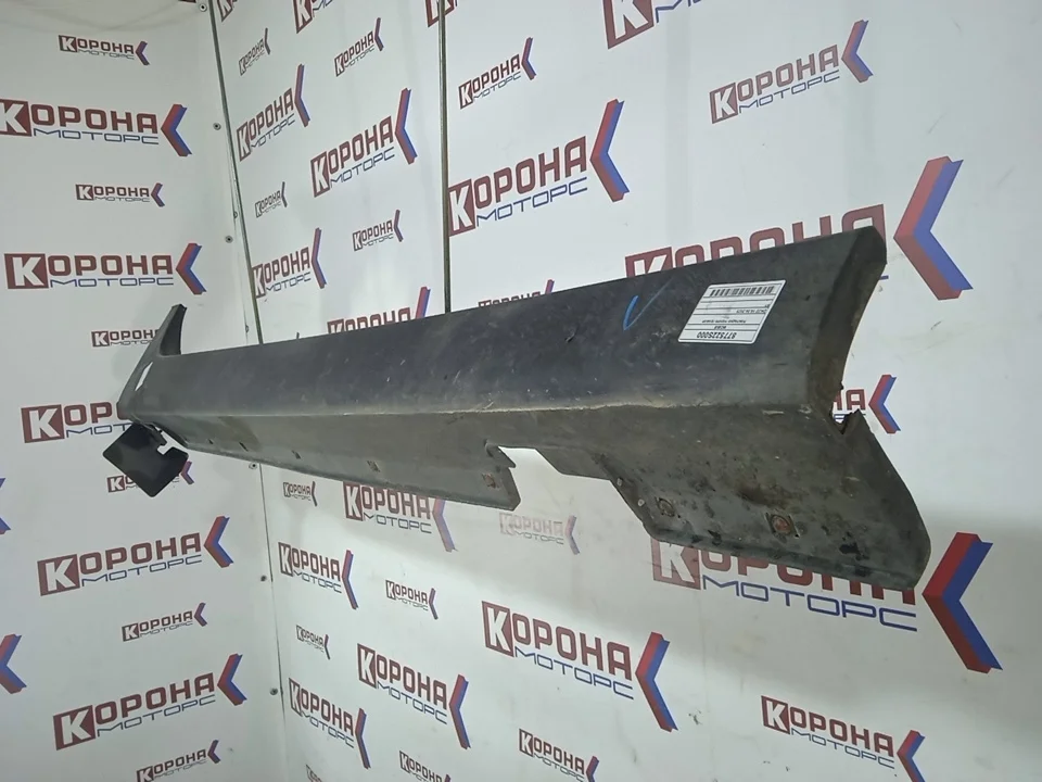 Накладка порога правая Б/У Б/У