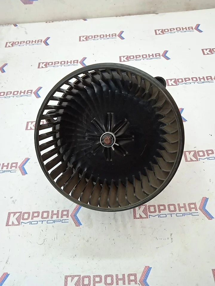Мотор печки 971132E200 Б/У Дефект одной лопости