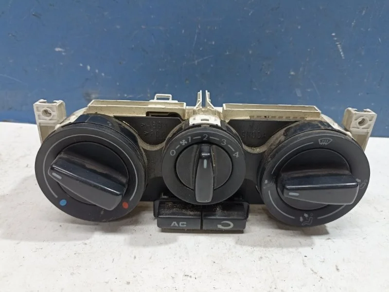 Блок управления печкой Skoda Octavia A4 1997-2011 1J0820045E 1U