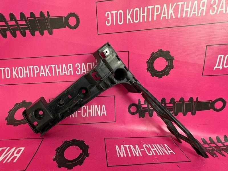 Кронштейн бампера передний правый BMW X5 E70