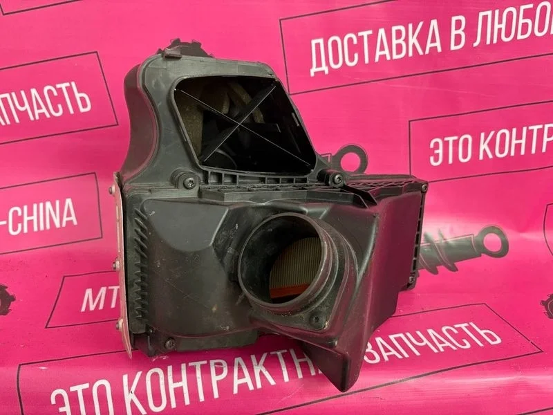 Корпус воздушного фильтра  Audi a4 b8