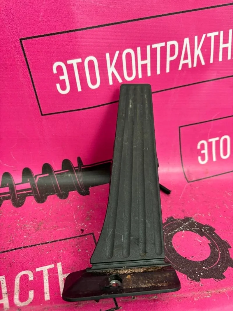 Педаль газа BMW X1 E84